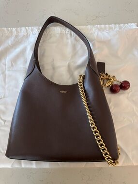 Coach Brooklyn 28 with accessories